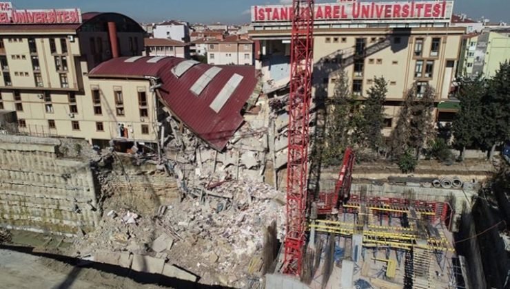 Arel Üniversitesi’nden çöken binaya ait açıklama