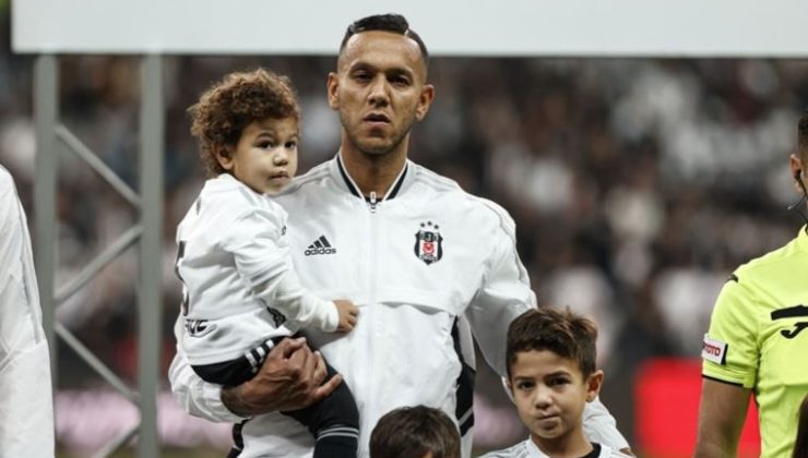 Beşiktaşlı futbolcu Josef de Souza: ‘Aynaya bakıp utanmamız lazım’