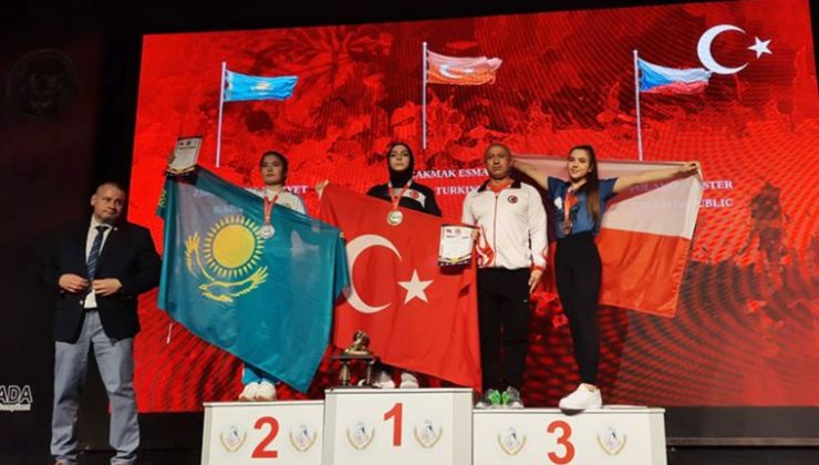 Dünya Bilek Güreşi Şampiyonası’nda Türk sportmenler 108 madalya kazandı