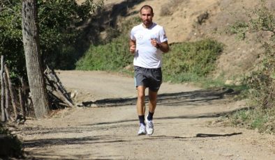 Hayvan otlatırken keşfedilen ultra maratoncunun hedefi Avrupa ve dünya şampiyonluğu