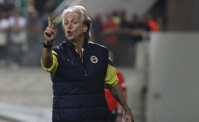 Jorge Jesus’tan 3 değişiklik