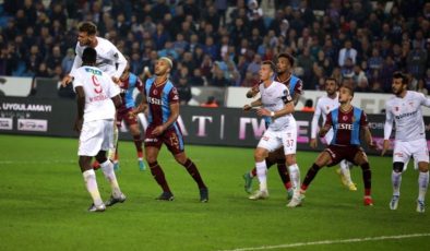 Melih Saatçi yazdı ‘Trabzonspor galip  geldi lakin saha içi sıkıntıları devam ediyor’