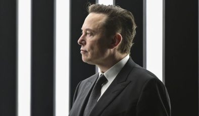 Musk, Twitter’da son imza için tarih verdi