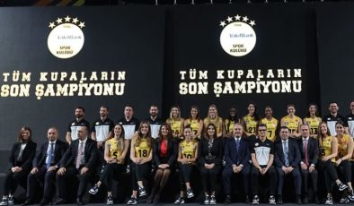 VakıfBank Bayan Voleybol Grubu yeni dönemi açtı