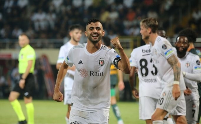 Beşiktaş’ta Ghezzal kendini yaktı!