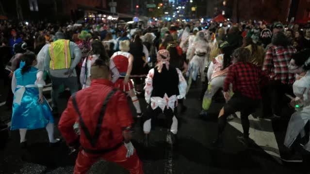 Cadılar Bayramı hasebiyle Manhattan’da kostümlü geçit merasimi düzenlendi