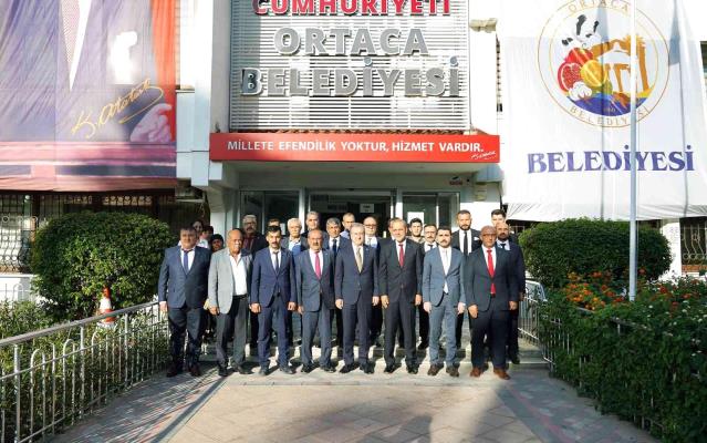 MHP Genel Lider Yardımcısı Ortaca Belediye Lideri Uzundemir’ ziyaret etti
