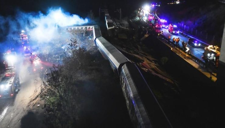 Yunanistan’da iki tren çarpıştı: 36 ölü, 85 yaralı