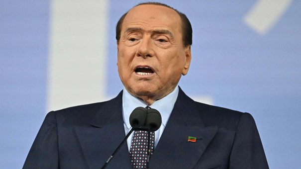 Eski Milan başkanı Silvio Berlusconi, 86 yaşında yaşamını kaybetti