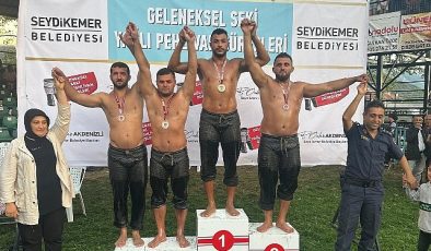 Kemer Belediye pehlivanı 3’üncü oldu