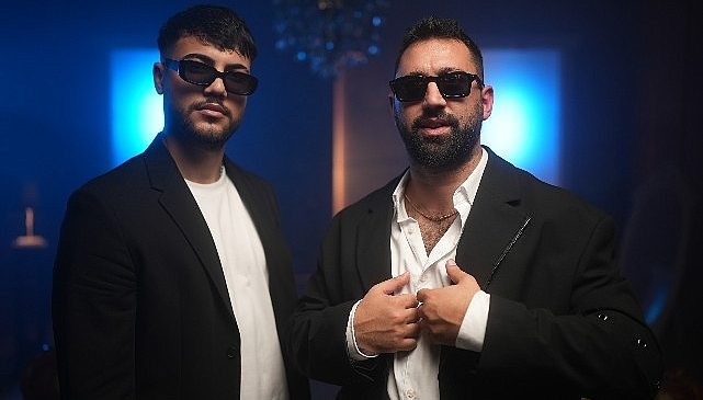 Burak King ve Ahmet Çavuş’tan Güçlü Bir İş Birliği: Bağımsız Bayrak