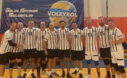 EÜ Voleybol Takımı Kamu Spor Oyunları 2024 turnuvasında yarı finale yükseldi