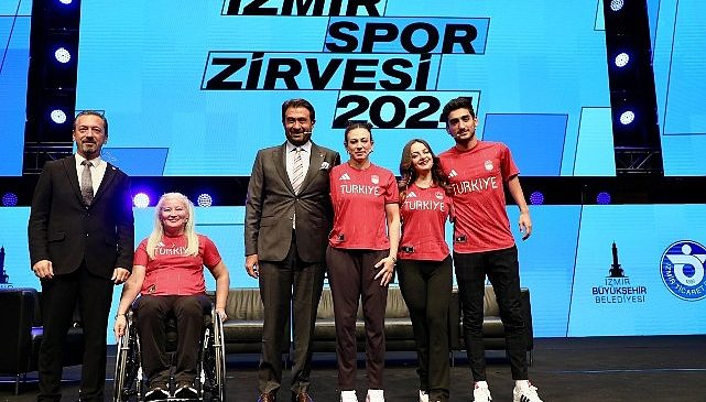 İz bırakan sporcular İzmir Spor Zirvesi’nde